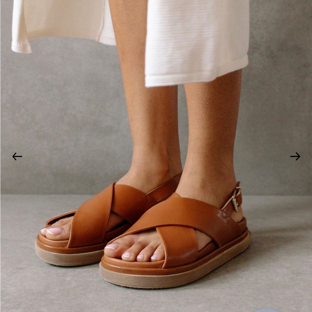 Alohas marshmallow tan 39